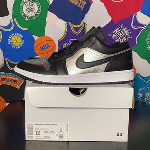 WMNS Air Jordan 1 Low SE DS 12 W / 10.5 M